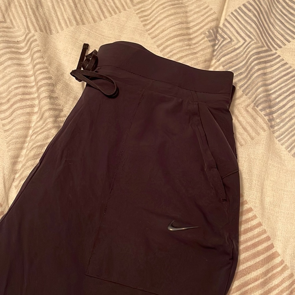 Women’s Nike Bliss Luxe 7/8 Training Pants